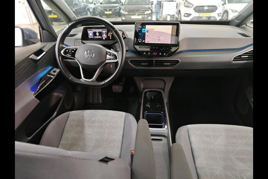 Volkswagen ID.3 Life 58 kWh 204 PK | Navigatie | Parkeersensoren | stoelverwarming |