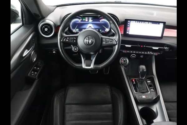 Alfa Romeo Tonale 1.5T Hybrid Edizione Speciale | Stoelventilatie | Leder | Harman/Kardon | Adaptive cruise | Matrix LED | Carplay | Camera | Stoelverwarming | Navigatie | Keyless | Stuurverwarming | Origineel NL