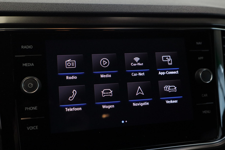 Volkswagen T-Roc 1.0 TSI Style PDC Camera ACC Navi !! 2e Pinksterdag geopend van 12:00 tot 17:00u !!