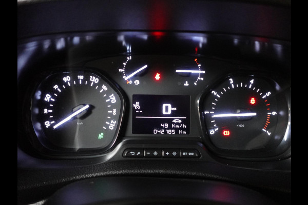 Opel Vivaro 102pk L3H1 Edition Dubbele Cabine Navigatie Apple Carplay/Android Auto Trekhaak Airco Cruise Control Camera