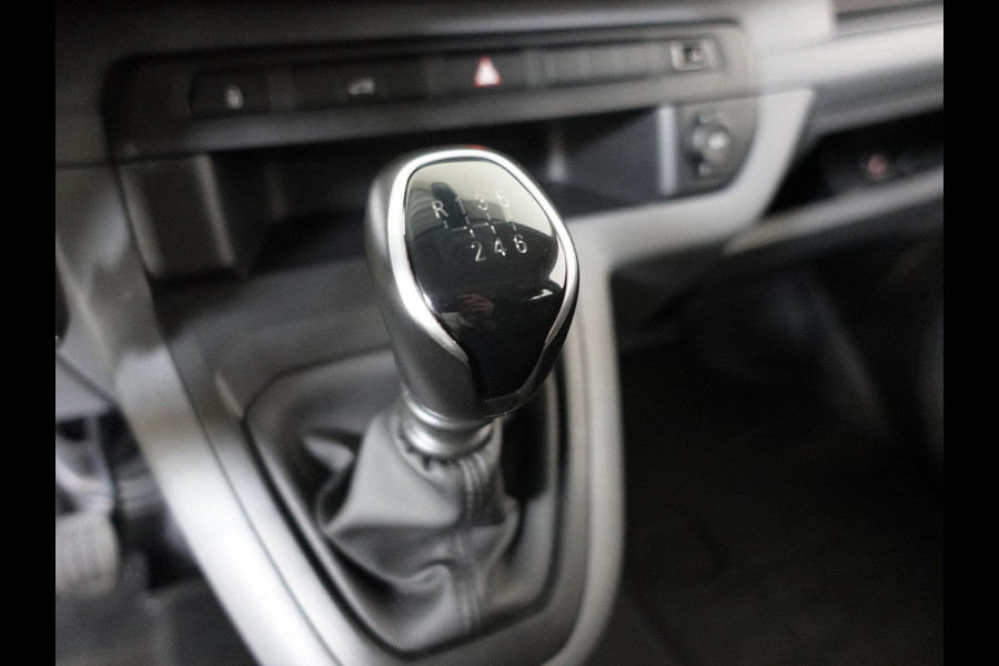 Opel Vivaro 102pk L3H1 Edition Dubbele Cabine Navigatie Apple Carplay/Android Auto Trekhaak Airco Cruise Control Camera