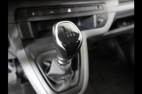 Opel Vivaro 102pk L3H1 Edition Dubbele Cabine Navigatie Apple Carplay/Android Auto Trekhaak Airco Cruise Control Camera