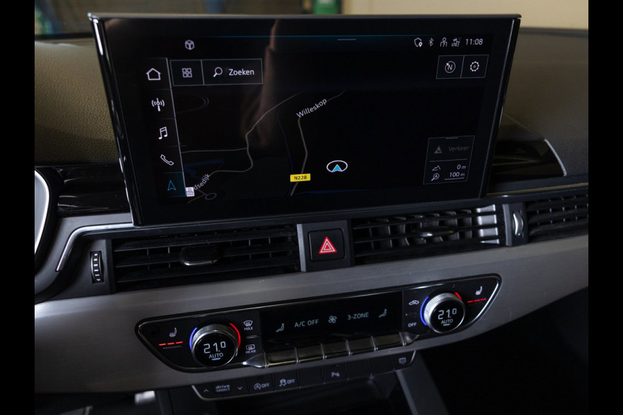 Audi A4 Avant 35 TFSI 3x S-Line / 150pk / Panorama dak / Achteruitrij camera / Stoelverwarming /