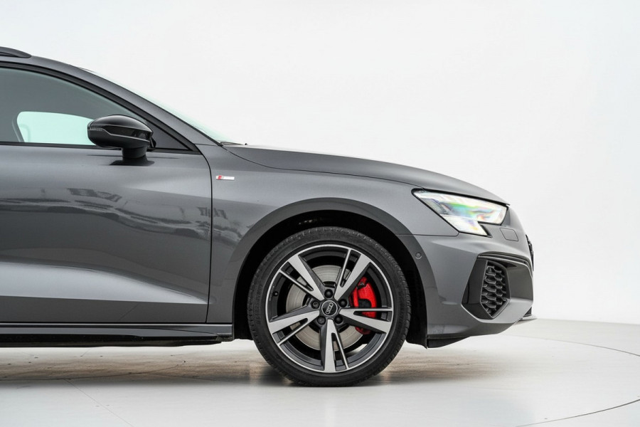 Audi A3 Sportback 45 TFSI e S edition Competition RS-Seats/Massage/245PK
