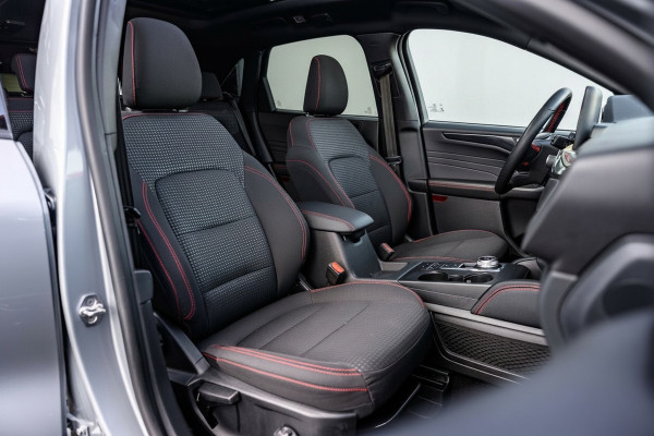 Ford Kuga 2.5 PHEV Vignale ST-Line/Pano/Head-up