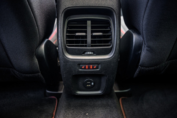 Ford Kuga 2.5 PHEV Vignale ST-Line/Pano/Head-up
