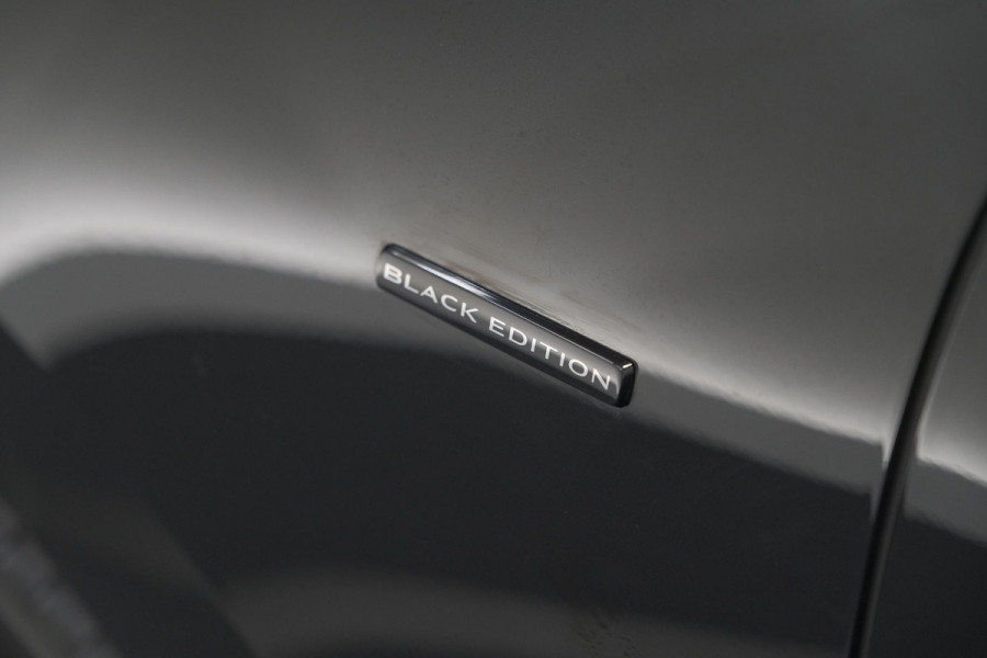 Renault Scénic TCE 160 EDC Black Edition | Trekhaak | Adaptieve Cruise Control | BOSE Premium Audio | Panoramadak