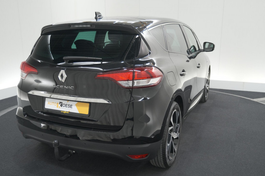 Renault Scénic TCE 160 EDC Black Edition | Trekhaak | Adaptieve Cruise Control | BOSE Premium Audio | Panoramadak