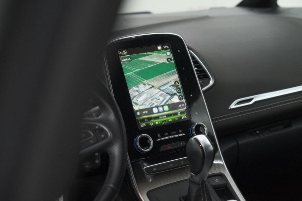 Renault Scénic TCE 160 EDC Black Edition | Trekhaak | Adaptieve Cruise Control | BOSE Premium Audio | Panoramadak