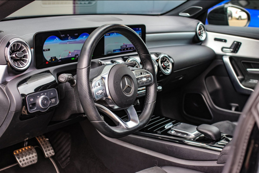 Mercedes-Benz CLA-Klasse Shooting Brake 250 e AMG *Pano*Burmester*Elek. stoelen*Trekhaak*