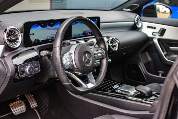 Mercedes-Benz CLA-Klasse Shooting Brake 250 e AMG *Pano*Burmester*Elek. stoelen*Trekhaak*
