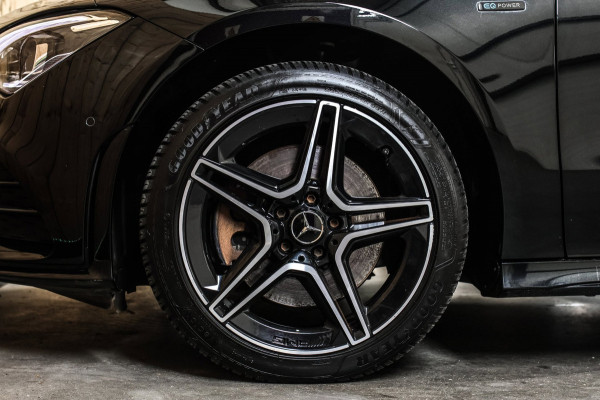 Mercedes-Benz CLA-Klasse Shooting Brake 250 e AMG *Pano*Burmester*Elek. stoelen*Trekhaak*