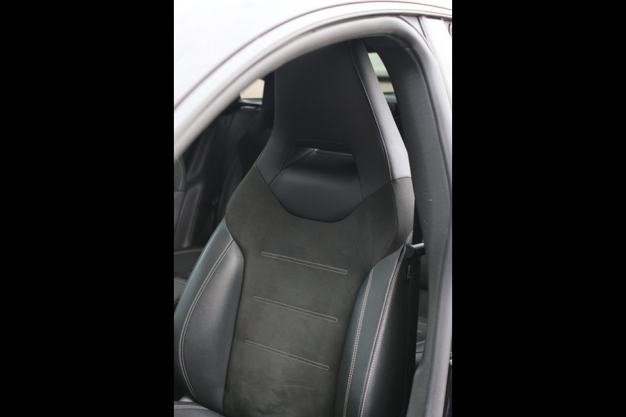 Mercedes-Benz CLA-Klasse Shooting Brake 250 e AMG *Pano*Burmester*Elek. stoelen*Trekhaak*