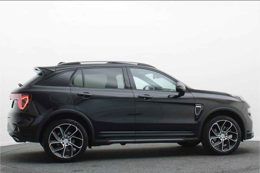 Lynk & Co 01 1.5 Plug-in Hybrid 360° Camera, Panoramadak, Zwarte hemel, ACC, Apple Carplay, DAB, PDC, 20''