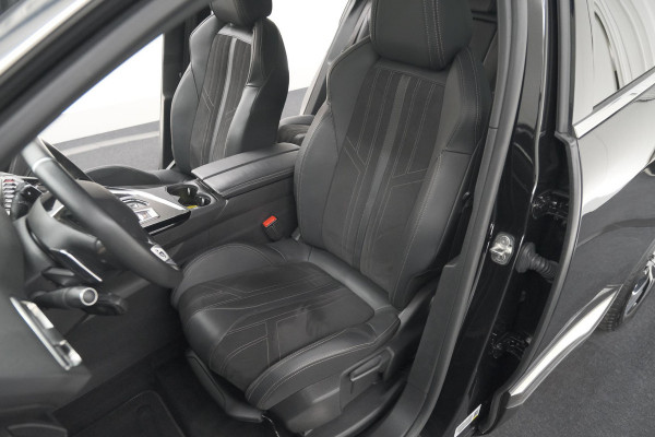 Peugeot 3008 PureTech 130 EAT8 GT | Camera | Adaptieve Cruise Control | Alcantara Bekleding | Dodehoekdetectie