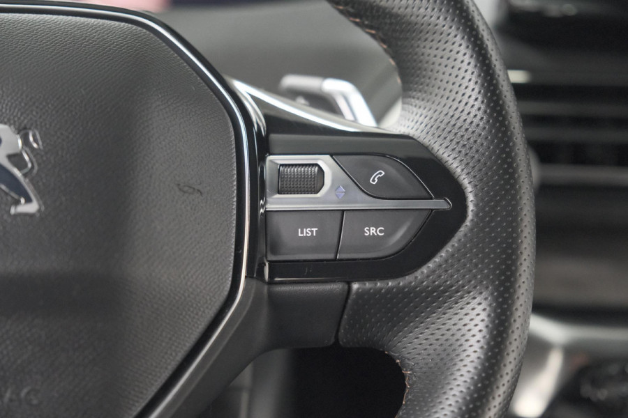 Peugeot 3008 PureTech 130 EAT8 GT | Camera | Adaptieve Cruise Control | Alcantara Bekleding | Dodehoekdetectie