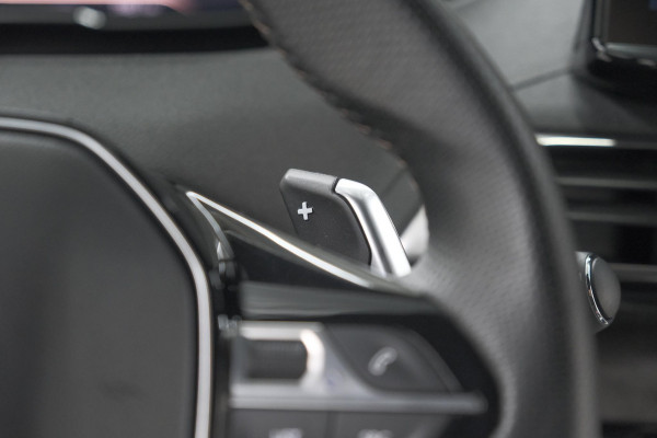 Peugeot 3008 PureTech 130 EAT8 GT | Camera | Adaptieve Cruise Control | Alcantara Bekleding | Dodehoekdetectie