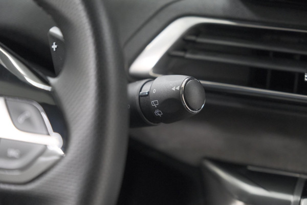 Peugeot 3008 PureTech 130 EAT8 GT | Camera | Adaptieve Cruise Control | Alcantara Bekleding | Dodehoekdetectie