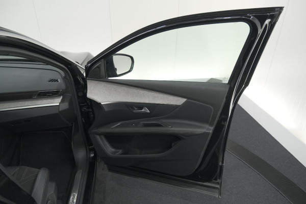 Peugeot 3008 PureTech 130 EAT8 GT | Camera | Adaptieve Cruise Control | Alcantara Bekleding | Dodehoekdetectie