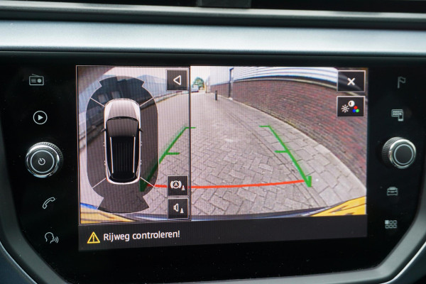 Seat Arona 1.0 TSI Style Business Intense/Carplay/camera/NAP