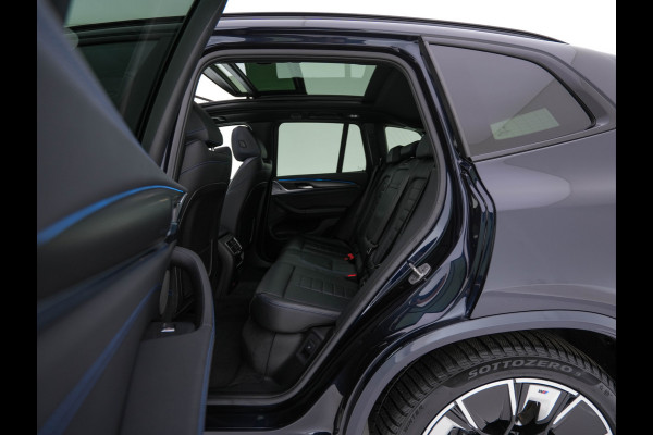 BMW iX3 High Executive 80 kWh Facelift [ 3-Fase-11kW) ] {SOH-100%} (INCL-BTW) Aut. *PANO | LEATHER | ADAPTIVE-CRUISE | FULL-LED | HARMAN/KARDON | TOPVIEW | MEMORY-PACK | BLINDSPOT | DIGI-COCKPIT | HEATED-COMFORTSEATS | DAB+ | NAVI-FULLMAP | HEAD-UP | 20''ALU