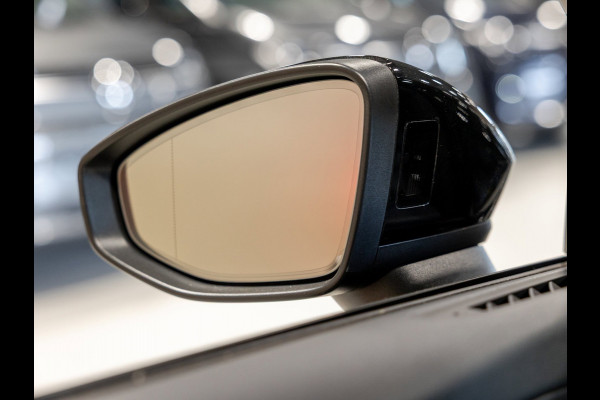 Audi A3 Sportback 35 TFSI 2x S-Line edition / 150pk / Panorama dak / Sonos / Achteruitrij camera /