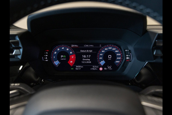 Audi A3 Sportback 35 TFSI 2x S-Line edition / 150pk / Panorama dak / Sonos / Achteruitrij camera /