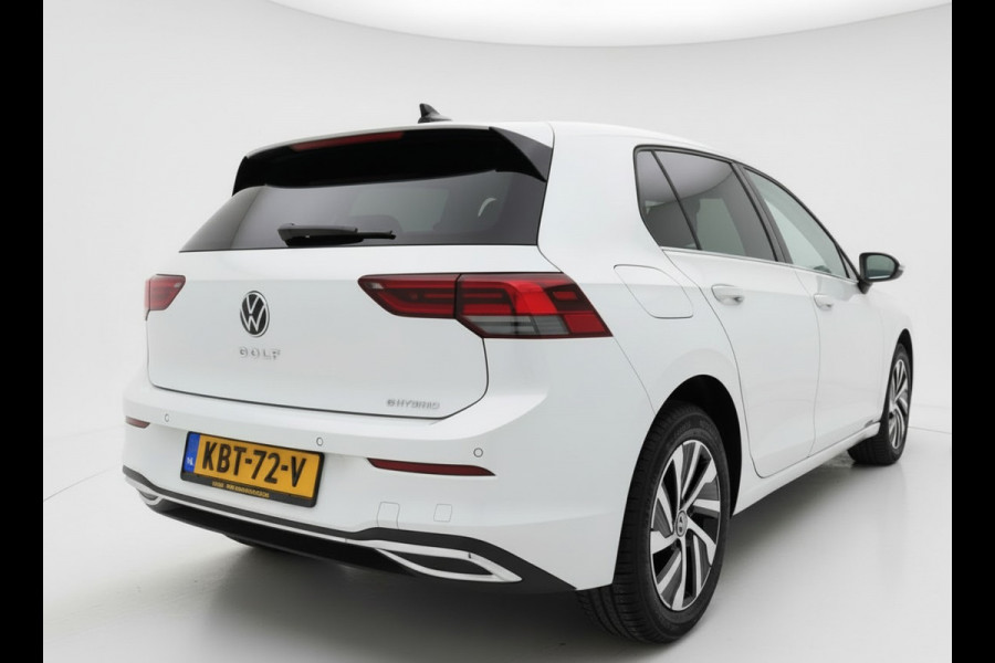 Volkswagen Golf eHybrid 204PK DSG STYLE CAMERA/NAVI/CARPLAY PLUG IN HYBRIDE
