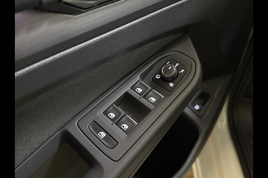 Volkswagen Golf eHybrid 204PK DSG STYLE CAMERA/NAVI/CARPLAY PLUG IN HYBRIDE