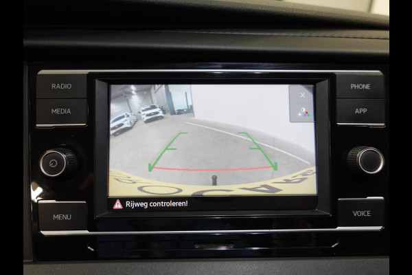 Volkswagen Transporter 110PK L1H1 Airco Cruise Control Trekhaak Camera Apple Carplay/Android Auto
