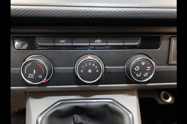 Volkswagen Transporter 110PK L1H1 Airco Cruise Control Trekhaak Camera Apple Carplay/Android Auto