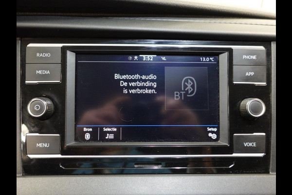 Volkswagen Transporter 110PK L1H1 Airco Cruise Control Trekhaak Camera Apple Carplay/Android Auto