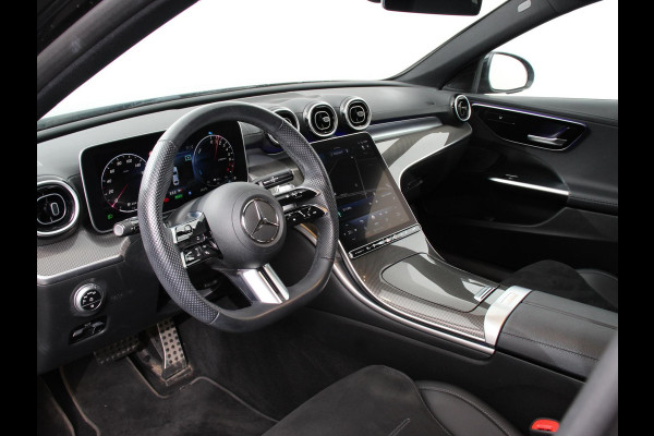 Mercedes-Benz C-Klasse 300e AMG Line sedan Automaat Climate control Adaptieve cruise control Parkeersensoren Achteruitrijcamera Sfeerverlichting Stoelverwarming Keyless LED Navigatie