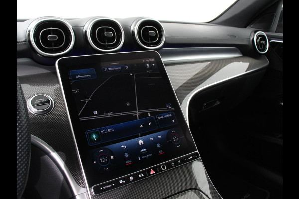 Mercedes-Benz C-Klasse 300e AMG Line sedan Automaat Climate control Adaptieve cruise control Parkeersensoren Achteruitrijcamera Sfeerverlichting Stoelverwarming Keyless LED Navigatie