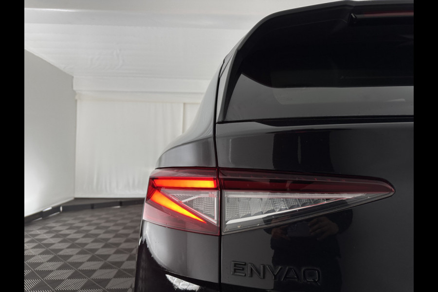Škoda ENYAQ iV 60 [ 3-Fase-11kW ] {SOH-88%} (INCL-BTW) *LEATHER-FABRIC | FULL-LED | DIGI-COCKPIT | CAMERA | KEYLESS | NAVI-FULLMAP | AMBIENTLIGHT | ECC | HEATED-COMFORTSEATS | PRIVACY-GLASS | DAB+ | PDC | CRUISE | 19"ALU*
