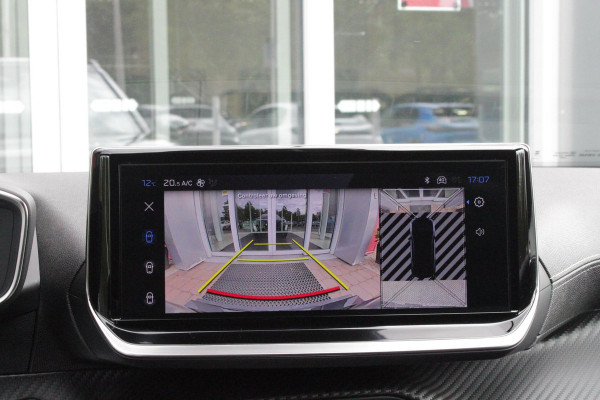 Peugeot 2008 1.2 Hybrid 145PK AUTOMAAT GT | ELEKTRISCH BEDIENBARE BESTUURDERSSTOEL | NAVIGATIE | FULL LED KOPLAMPEN | DRAADLOZE APPLE CARPLAY/ANDROID AUTO | ADAPTIVE CRUISE CONTROL | CAMERA VOOR + ACHTER | CLIMATE CONTROL | LICHTMETALEN VELGEN 17" | KEYLESS ENTRY/START | DAB+ RADIO | ALCANTARA/LEDEREN BEKLEDING  | DODEHOEK DETECTIE | PARKEERSENSOREN VOOR + ACHTER | STOEL VERWARMING | DRAADLOZE TELEFOONLADER |