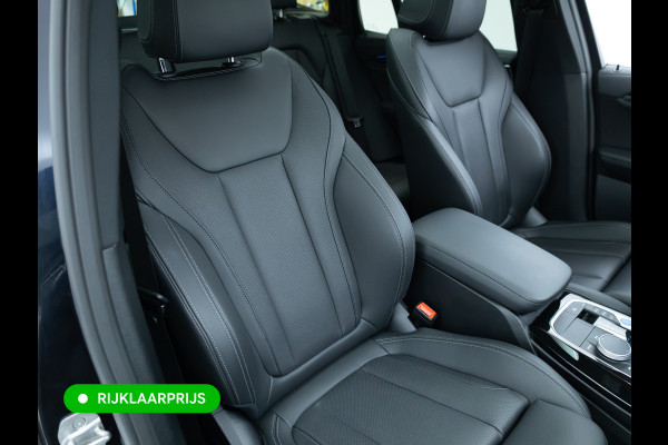 BMW iX3 M-Sport High Executive 80 kWh | Pano | Leder | Led | Shadowline | Stoelverwarming | Camera | Carbon black metallic