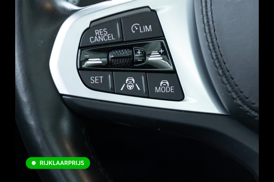 BMW iX3 M-Sport High Executive 80 kWh | Pano | Leder | Led | Shadowline | Stoelverwarming | Camera | Carbon black metallic