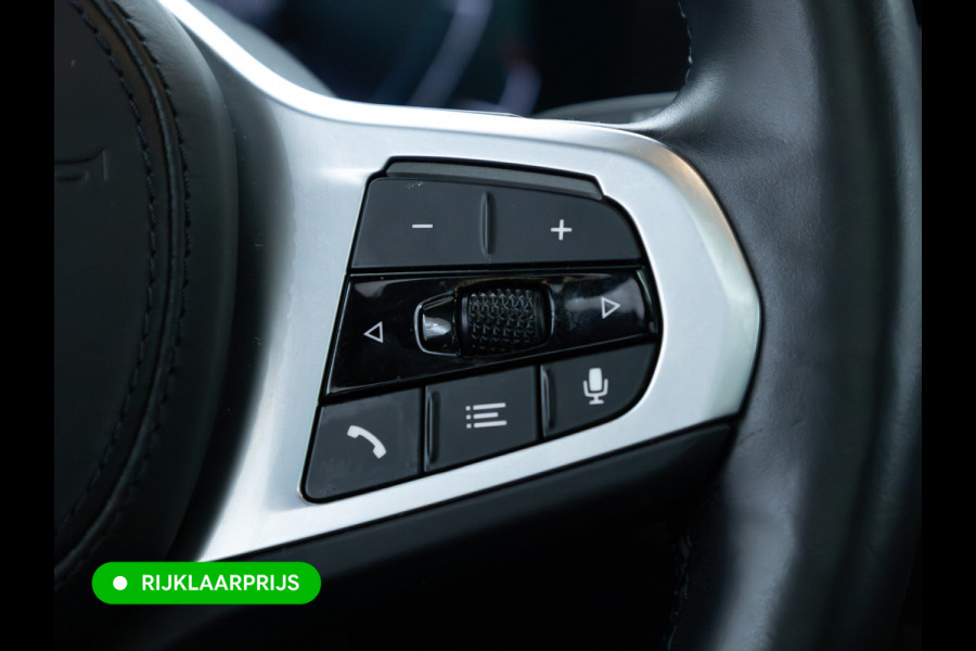 BMW iX3 M-Sport High Executive 80 kWh | Pano | Leder | Led | Shadowline | Stoelverwarming | Camera | Carbon black metallic