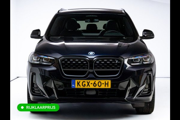 BMW iX3 M-Sport High Executive 80 kWh | Pano | Leder | Led | Shadowline | Stoelverwarming | Camera | Carbon black metallic