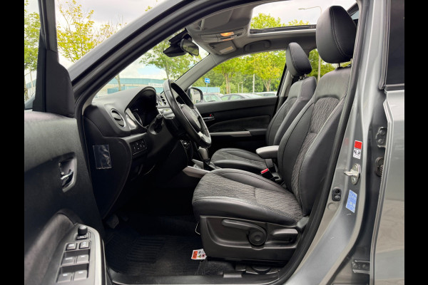 Suzuki Vitara 1.4 automaat Style Smart Hybrid, 1e eigenaar, Pano, CarPlay, Leder