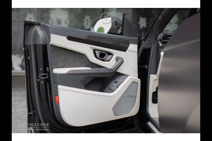Lamborghini Urus 4.0 V8 BTW Full Carbon in- & exterieur|B&O Advanced 3D|ANIMA|Ceramic|Massage|Keyless|HUD|23"|Pano|Softclose