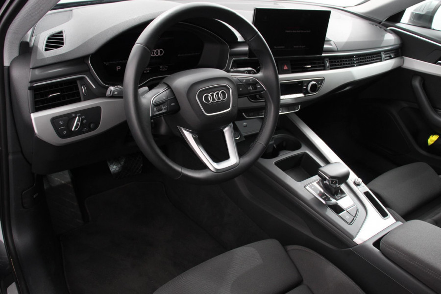 Audi A4 Avant 40 TFSI 204 pk S-tronic S Line Plus Navigatie Adaptive Cruise Control Parkeersensoren Lane Assist Elektrische achterklep Stoelverwarming Ledverlichting Virtual Cockpit Climatronic
