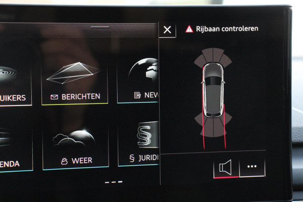 Audi A4 Avant 40 TFSI 204 pk S-tronic S Line Plus Navigatie Adaptive Cruise Control Parkeersensoren Lane Assist Elektrische achterklep Stoelverwarming Ledverlichting Virtual Cockpit Climatronic
