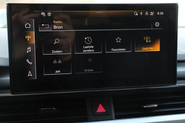 Audi A4 Avant 40 TFSI 204 pk S-tronic S Line Plus Navigatie Adaptive Cruise Control Parkeersensoren Lane Assist Elektrische achterklep Stoelverwarming Ledverlichting Virtual Cockpit Climatronic