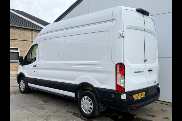 Ford E-Transit 68kWh 184PK L3H3 317km WLTP 96% (SOH) BEV Snelladen Camera Cruise control Climate control Carplay Navigatie Laadkabel Parkeersensoren
