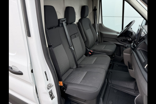 Ford E-Transit 68kWh 184PK L3H3 317km WLTP 96% (SOH) BEV Snelladen Camera Cruise control Climate control Carplay Navigatie Laadkabel Parkeersensoren
