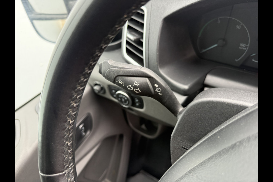 Ford E-Transit 68kWh 184PK L3H3 317km WLTP 96% (SOH) BEV Snelladen Camera Cruise control Climate control Carplay Navigatie Laadkabel Parkeersensoren