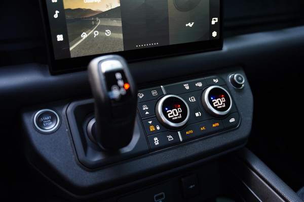 Land Rover Defender 110 P400 E X-Dynamic HSE / Head Up / Meridian / Elek. Trekhaak