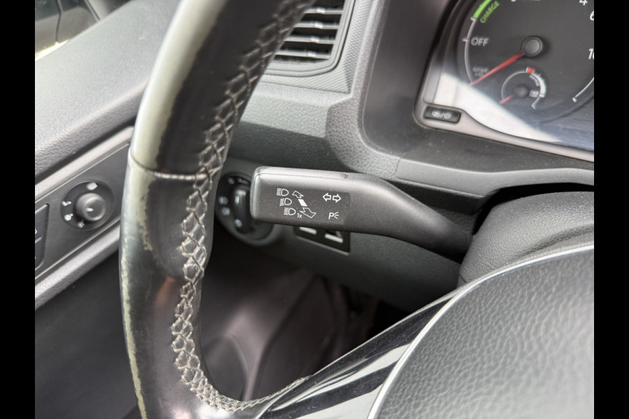 Volkswagen E-Caddy 37kWh 113PK L2 Elektrisch Caddy ABT Maxi 37,3kWh 159km WLTP Snelladen Trekhaak Airco Stoelverwarming Carplay Parkeersensoren